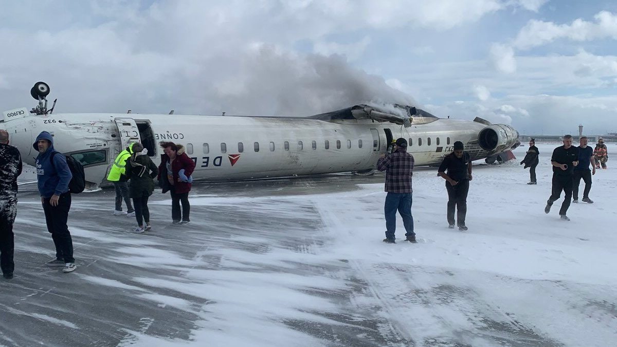 incidente aereo toronto