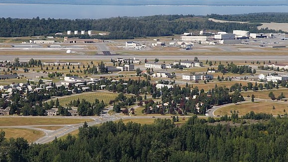 base-military-use-alaska-elmendorf-richardson