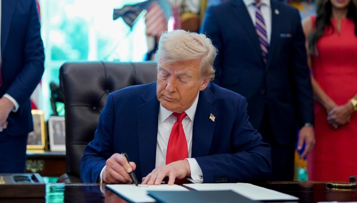 Effetto dazi di Trump sulle famiglie italiane: fare la spesa costa di più