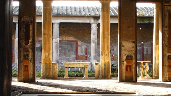 Pompeii Tombaroli tunnel discovered
