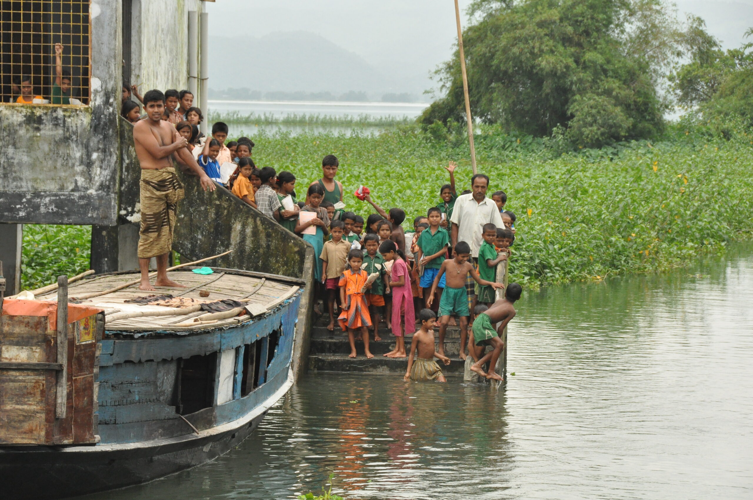 Floating School; via Wikimedia Commons