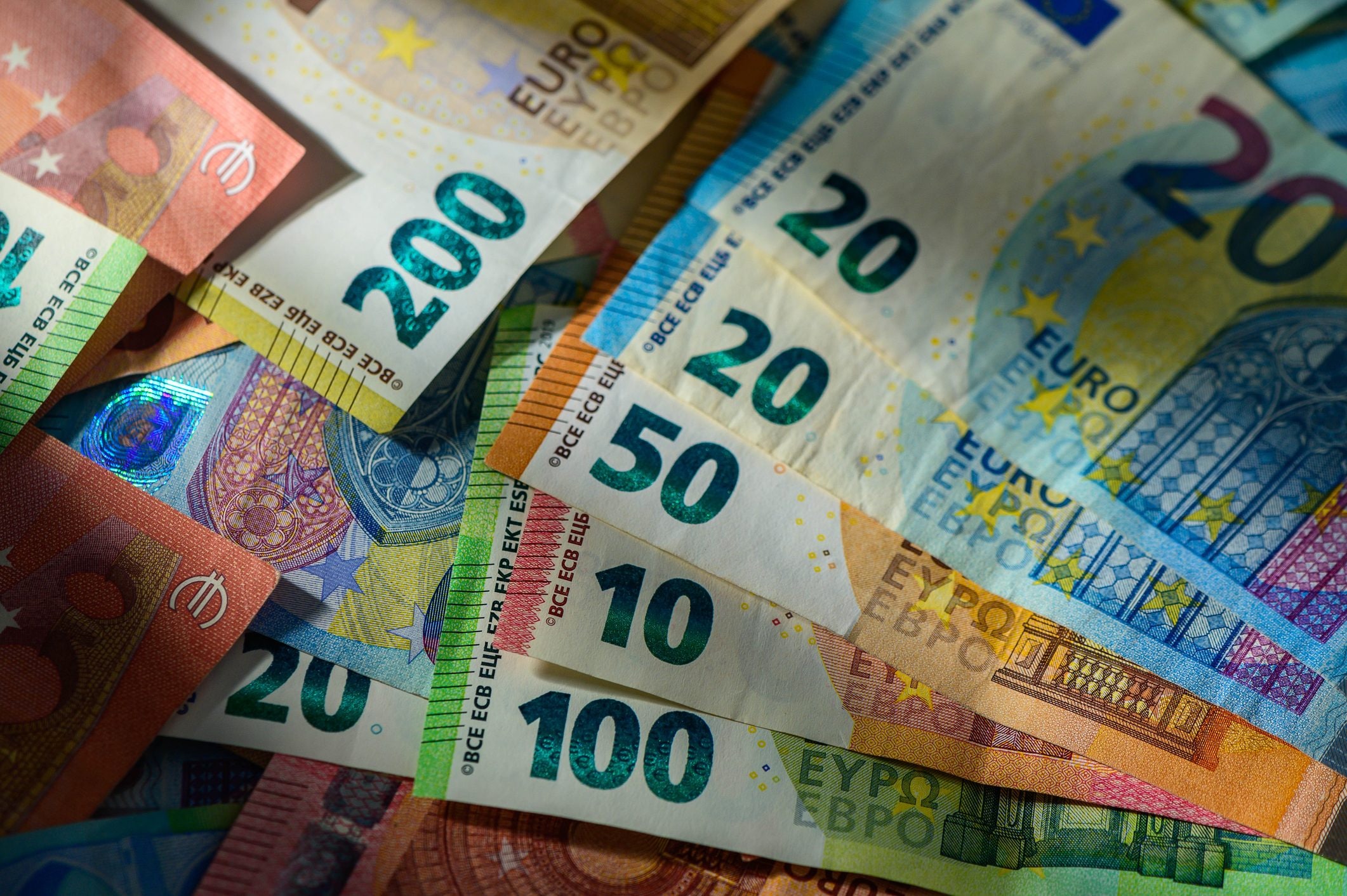 Because keeping cash at home is important in crisis situations: the board recommendations