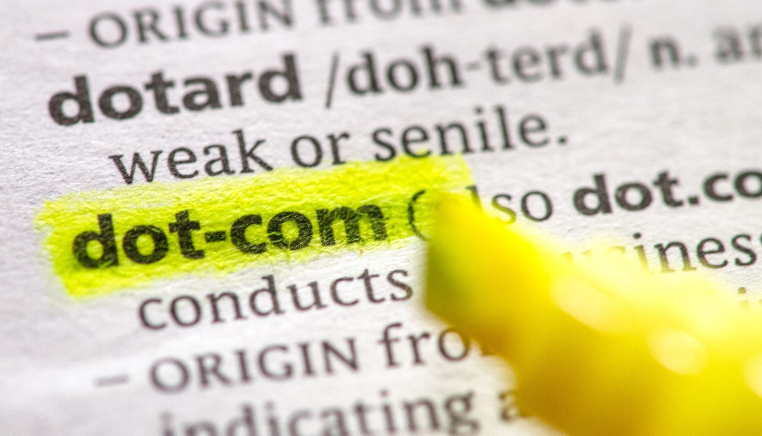 Dot-com bubble: the story of when it was enough to add “.com” for a company to fly on the stock market