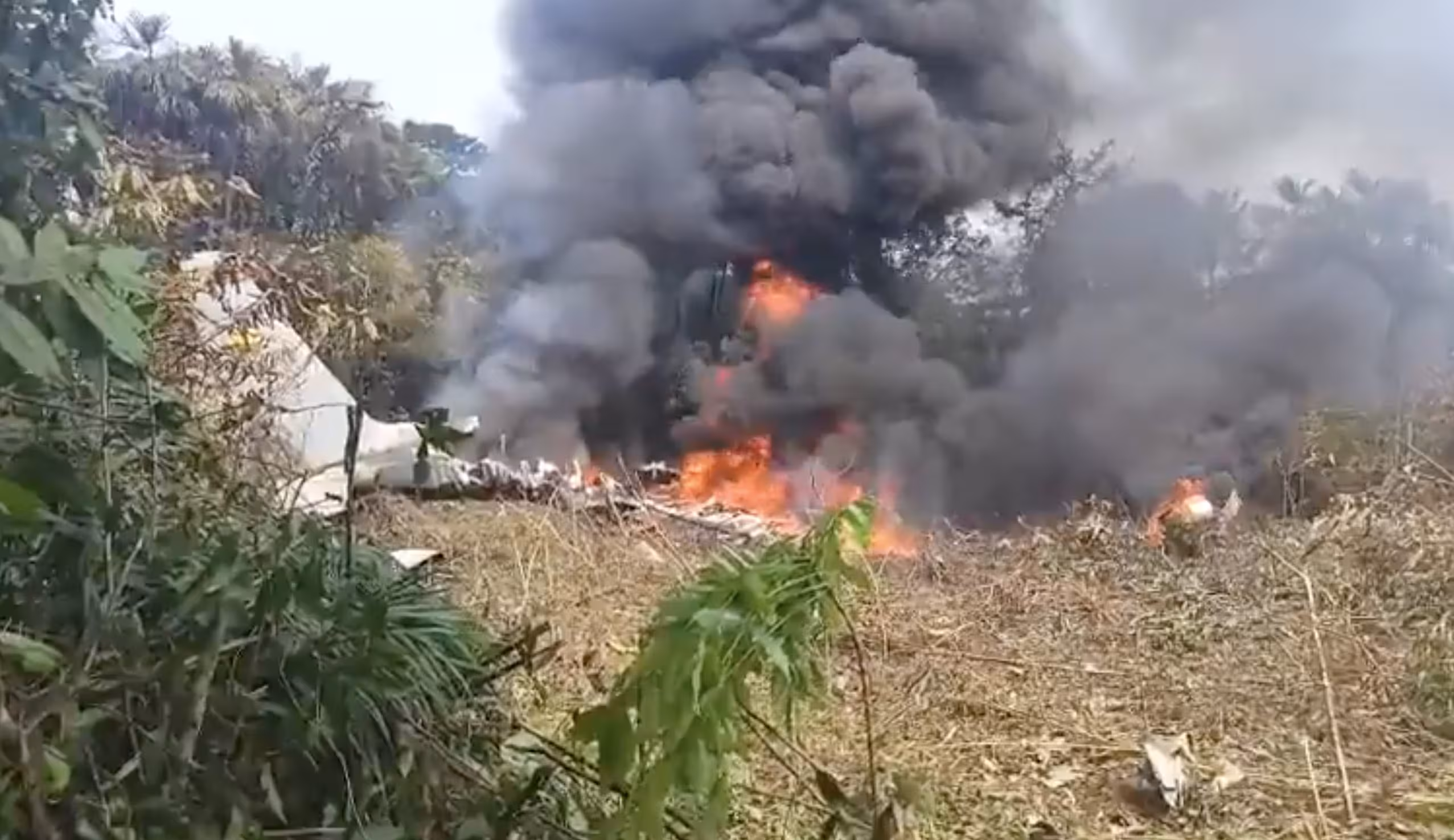 Military plane crash in Colombia: a Hercules C-130 crashes on takeoff, at least 66 victims
