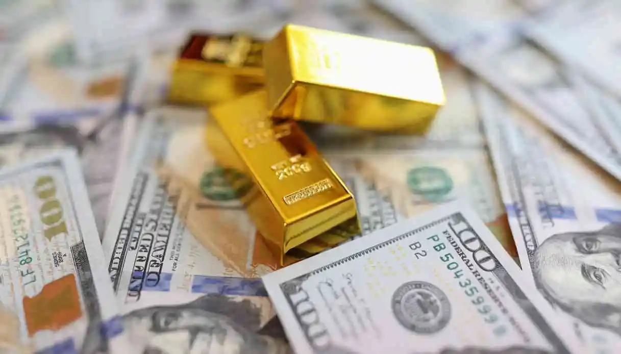 Una “tempesta perfetta” si abbatte sui mercati. Dai bond all’oro: le reazioni