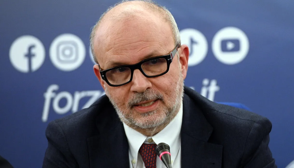 Spesa farmaceutica troppo elevata, il ministro Schillaci scrive ad Aifa: le cifre