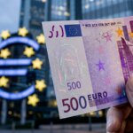 No, we won't have to say goodbye to the 500 euro banknotes: let's clarify the new ECB banknotes