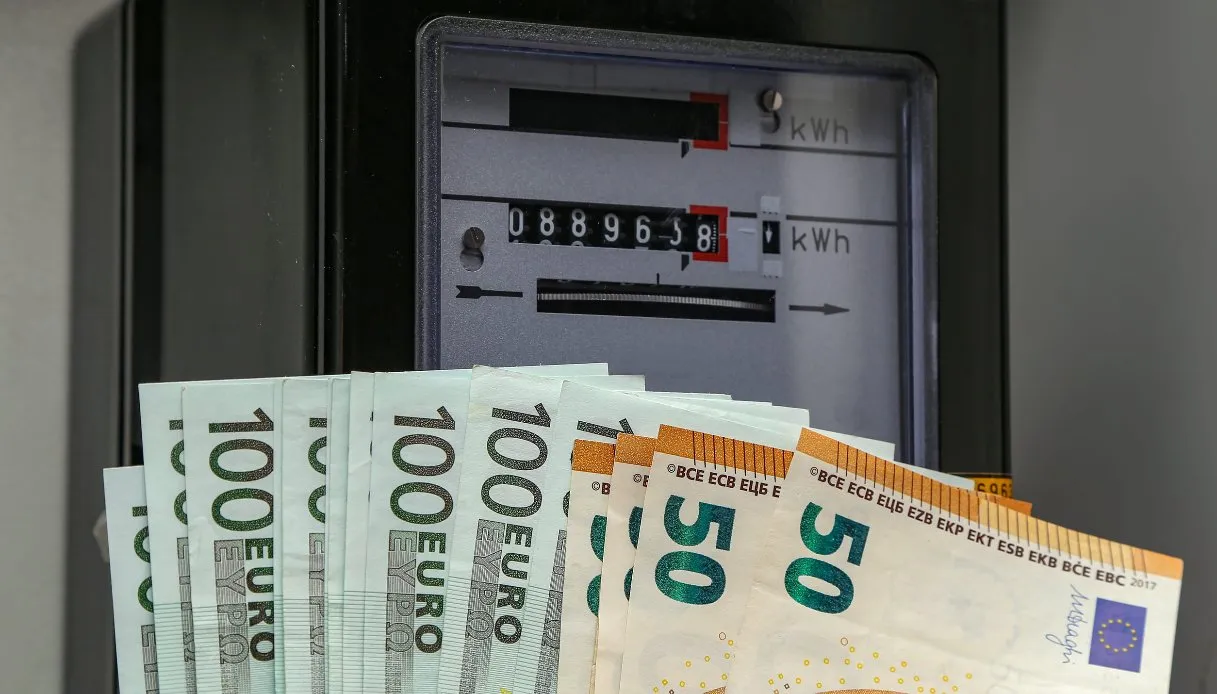 Bollette del gas in aumento, +19,2% a marzo per i vulnerabili: quanto dovranno pagare