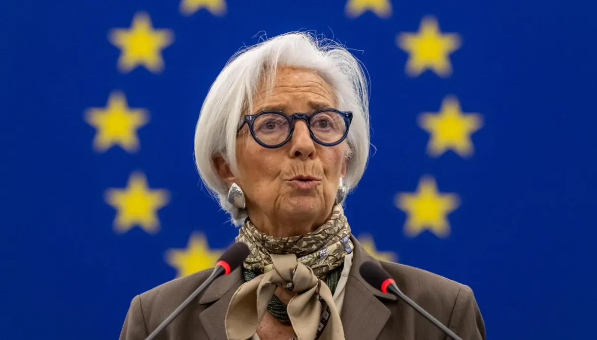BCE, Lagarde non esclude alcuna opzione su tassi d’interesse
