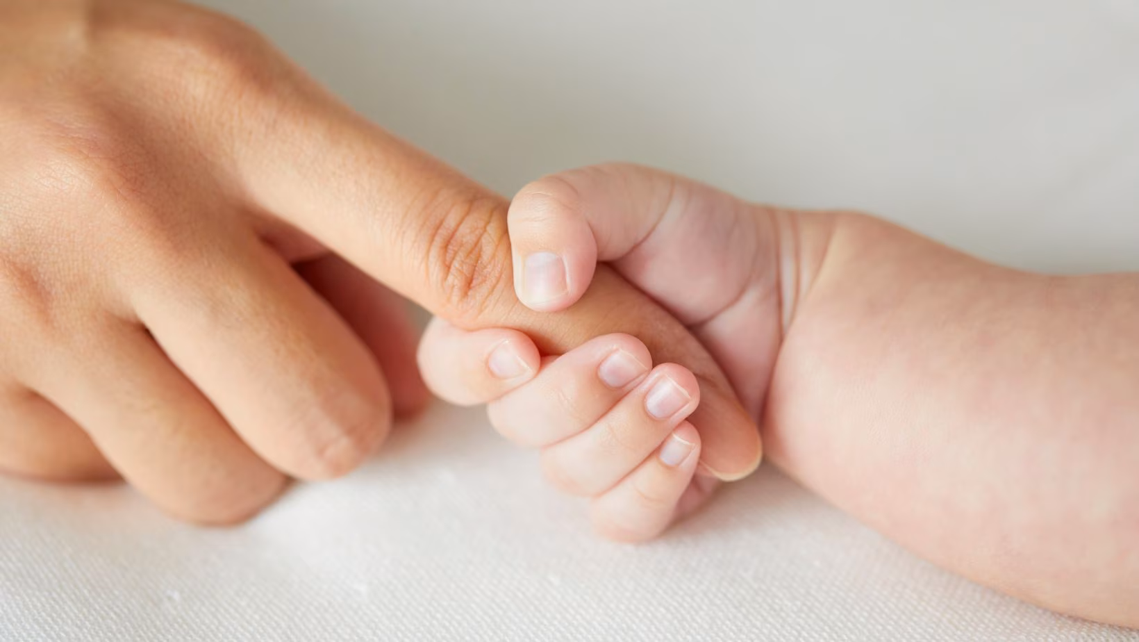 In Italy 355 thousand births in 2025, a new historic low with 1.14 children per woman