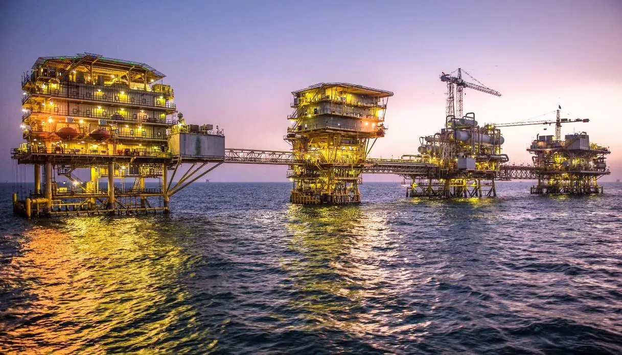 Saudi Aramco: utili in crescita a doppia cifra con crisi Golfo