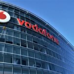 Vodafone torna in utile e rivede al rialzo guidance 2027