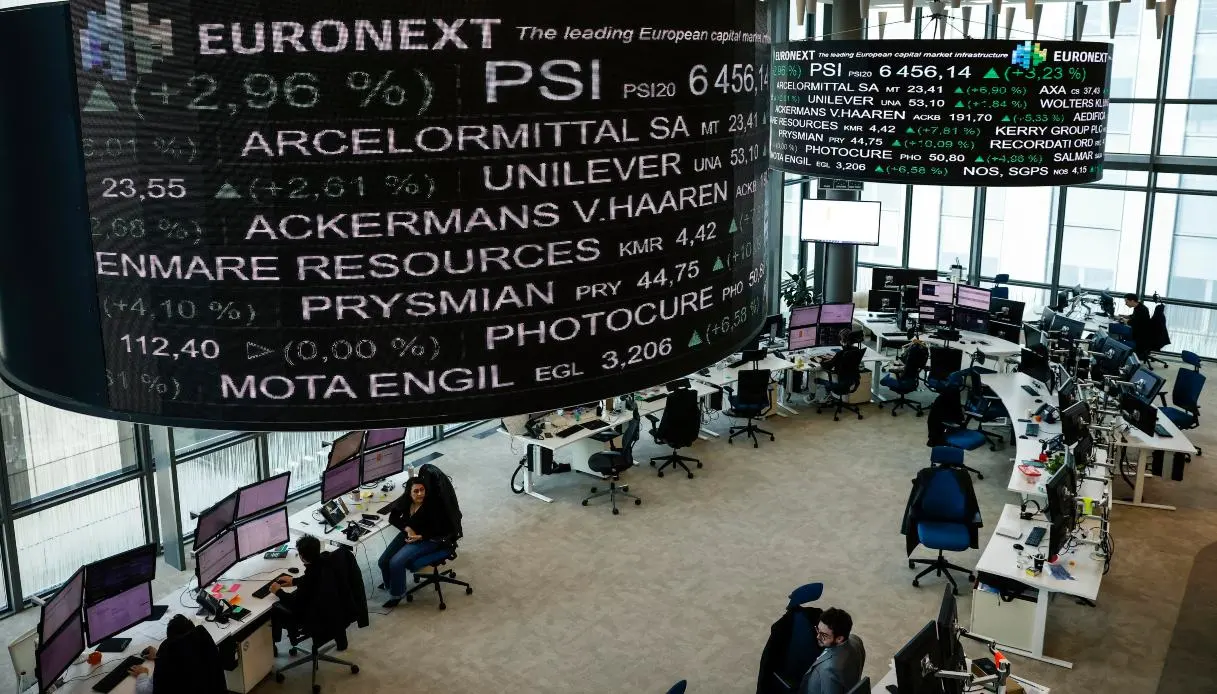 Spread Btp-Bund a 77 punti base, i rendimenti nel giorno dell’emissione