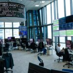 Spread Btp-Bund in calo a 75 punti base, rendimenti al 3,85% in apertura