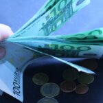 Patrimonio all’estero degli italiani, 225 miliardi di euro tra case e azioni