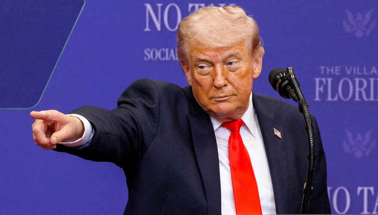 Dazi Usa al 25% sulle auto europee, Trump va allo scontro commerciale con l’Ue