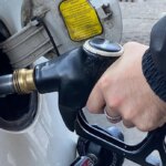 Taglio accise prorogato fino al 22 maggio: quanto costeranno benzina e gasolio
