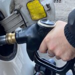 Taglio delle accise, benzina più cara e diesel favorito: cosa cambia da oggi per il pieno