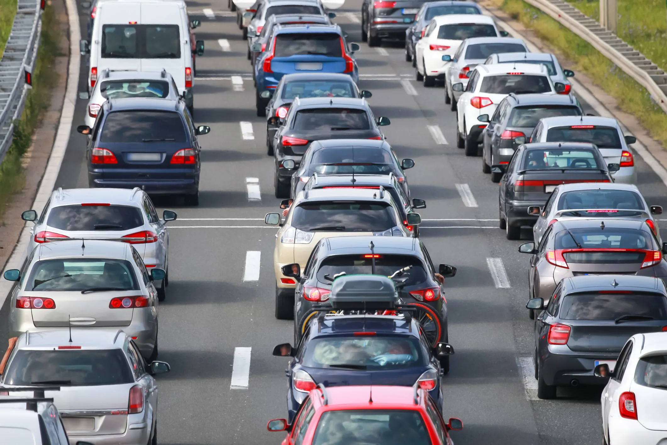 Motorway tolls, traffic refunds are triggered: who can request them and how they are calculated