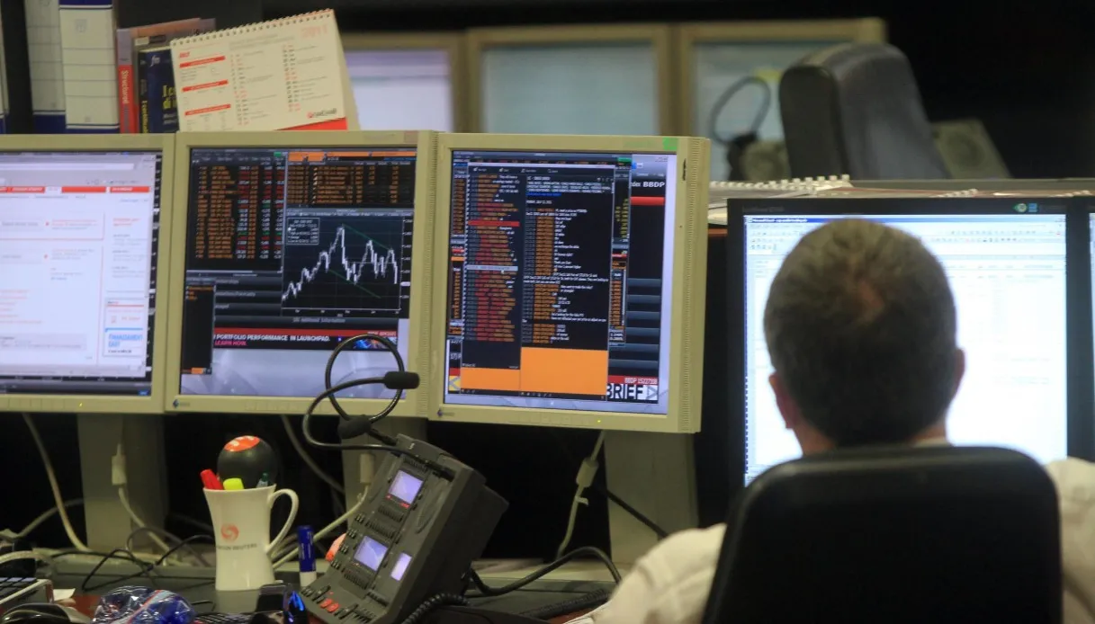 Spread Btp-Bund a 69 punti base, il differenziale crolla con i rendimenti al 3,58%