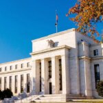 L’effetto Warsh: muro della Fed contro l’inflazione e tassi congelati