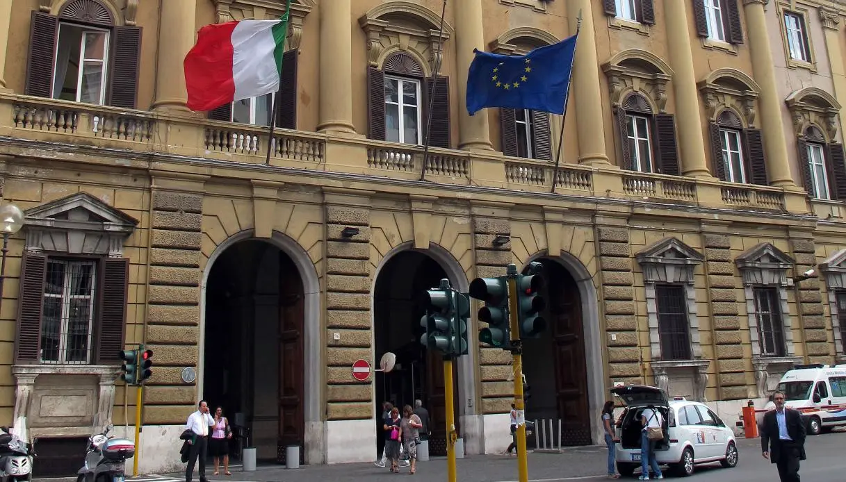 Aste dei titoli di Stato, 19,25 miliardi raccolti tra il 24 e il 26 giugno: i rendimenti