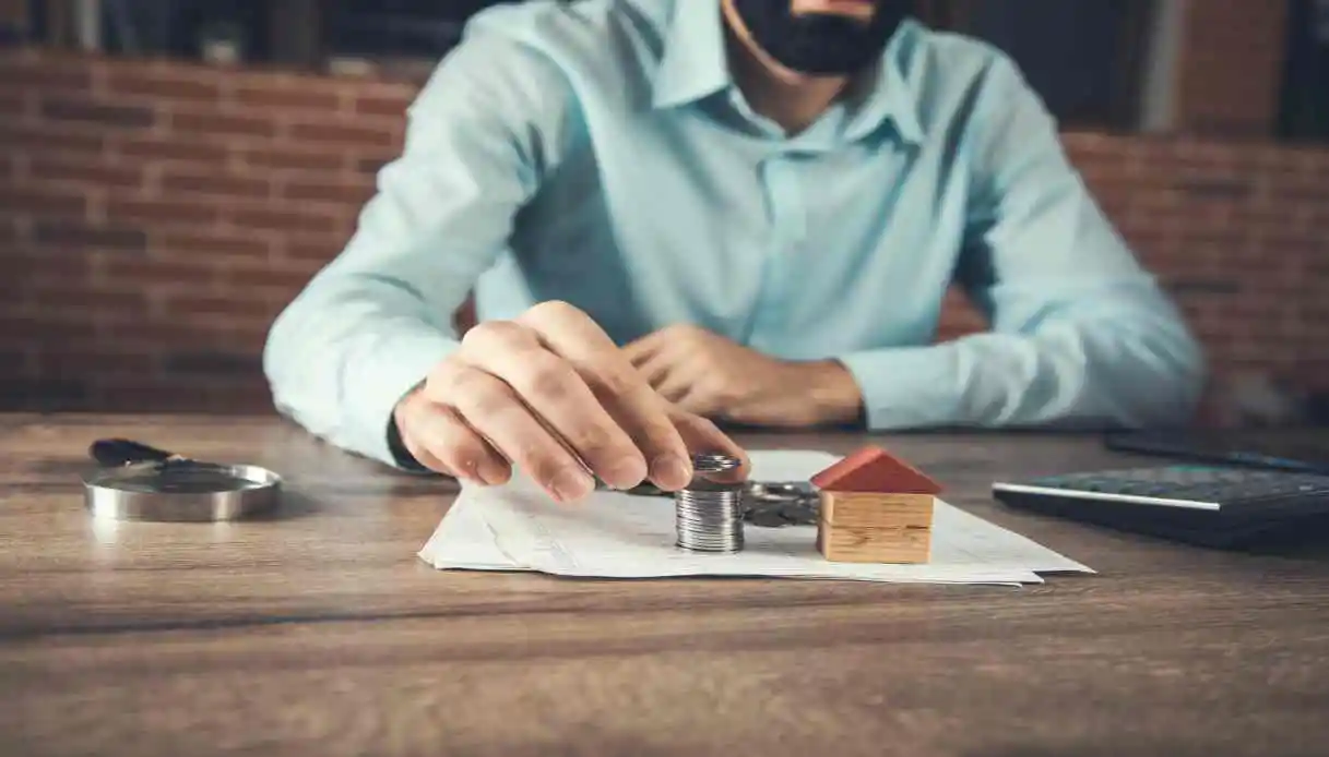 Immobiliare europeo sotto pressione in attesa della BCE