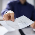 Stipendi e inflazione, come cambierà il potere d’acquisto: previsioni Istat fino al 2029