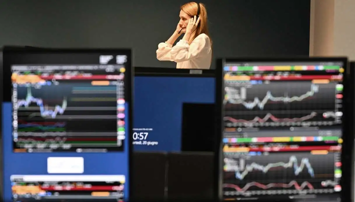 Le Borse chiudono deboli,  regge Milano. Prosegue l’incertezza sul Medio Oriente
