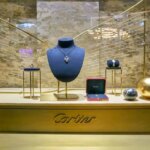 Cartier spinge Richemont, il lusso batte le attese: segnale per Moncler e Cucinelli