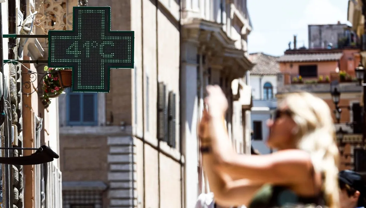 Ondate di calore, non solo crisi ambientale: quanto costa il riscaldamento globale all’Italia