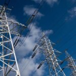 Italia tra i Paesi più esposti agli shock energetici, il risparmio con le rinnovabili