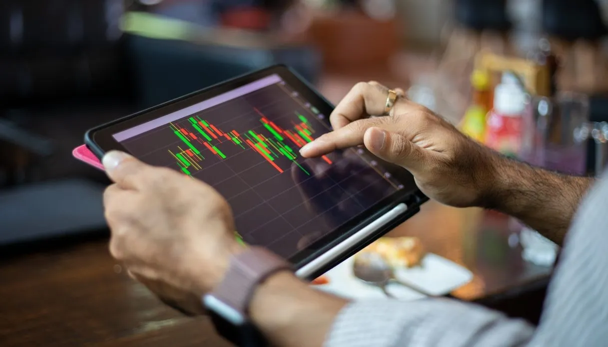 Spread Btp Bund scende a 77 punti: cosa significa per l’Italia e per chi investe