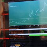 Spread Btp-Bund oggi a 82 punti, rendimento al 4,06%: cosa cambia per i piccoli risparmiatori