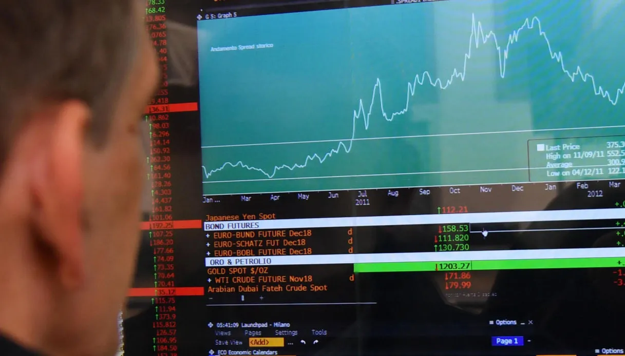 Spread Btp-Bund oggi a 82 punti, rendimento al 4,06%: cosa cambia per i piccoli risparmiatori