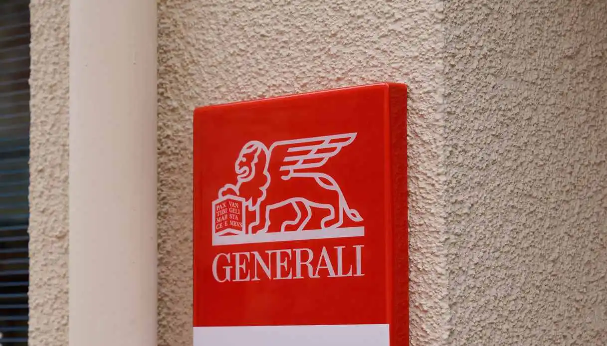 Generali +1% in Borsa dopo i conti, Donnet: “Forte posizione di capitale”. Cosa cambia per gli azionisti