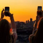 How to photograph the solar eclipse of August 12, 2026 with a smartphone without ruining the camera: filters