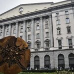 Maxi-offerta da 34 miliardi su Banco Bpm e Banca Generali, cosa cambia per i clienti