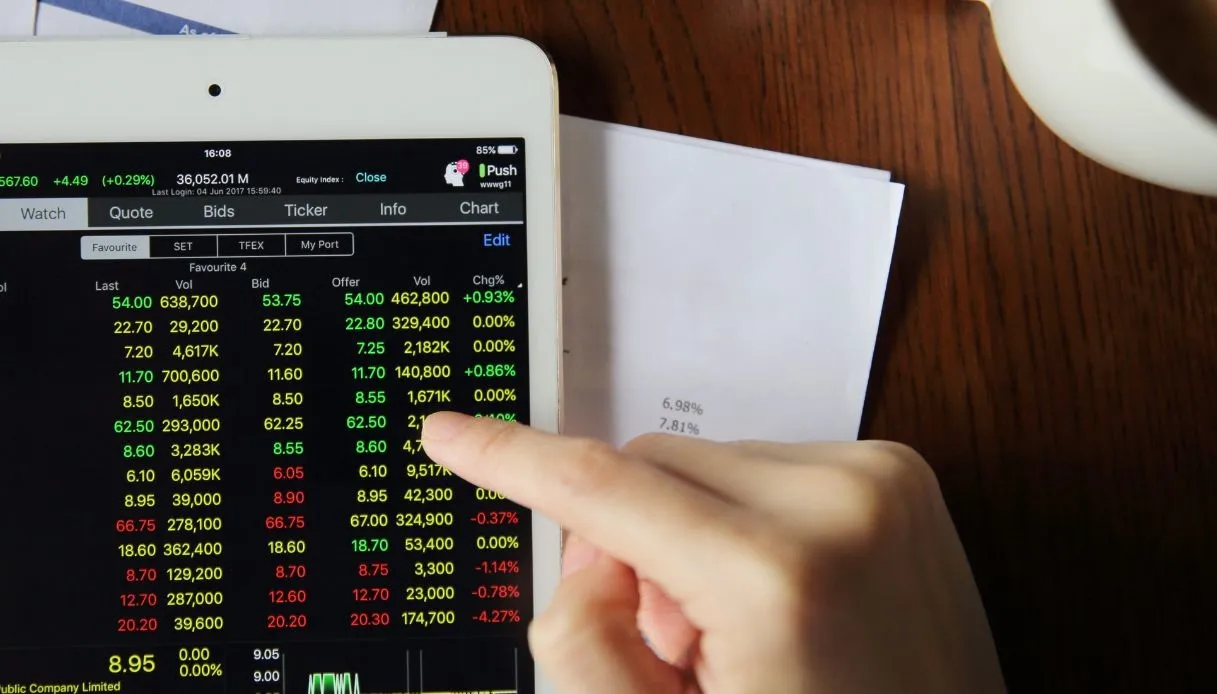 Spread Btp-Bund stabile a 76,6 punti, rendimenti al 3,91%: come cambiano i costi del debito pubblico
