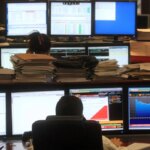 Spread ancora alto a 89 punti base e rendimenti al 4,38%, rimbalzo dopo il calo in chiusura