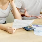 Rincari d’autunno, tra bollette, benzina e scuola +633 euro per le famiglie da settembre