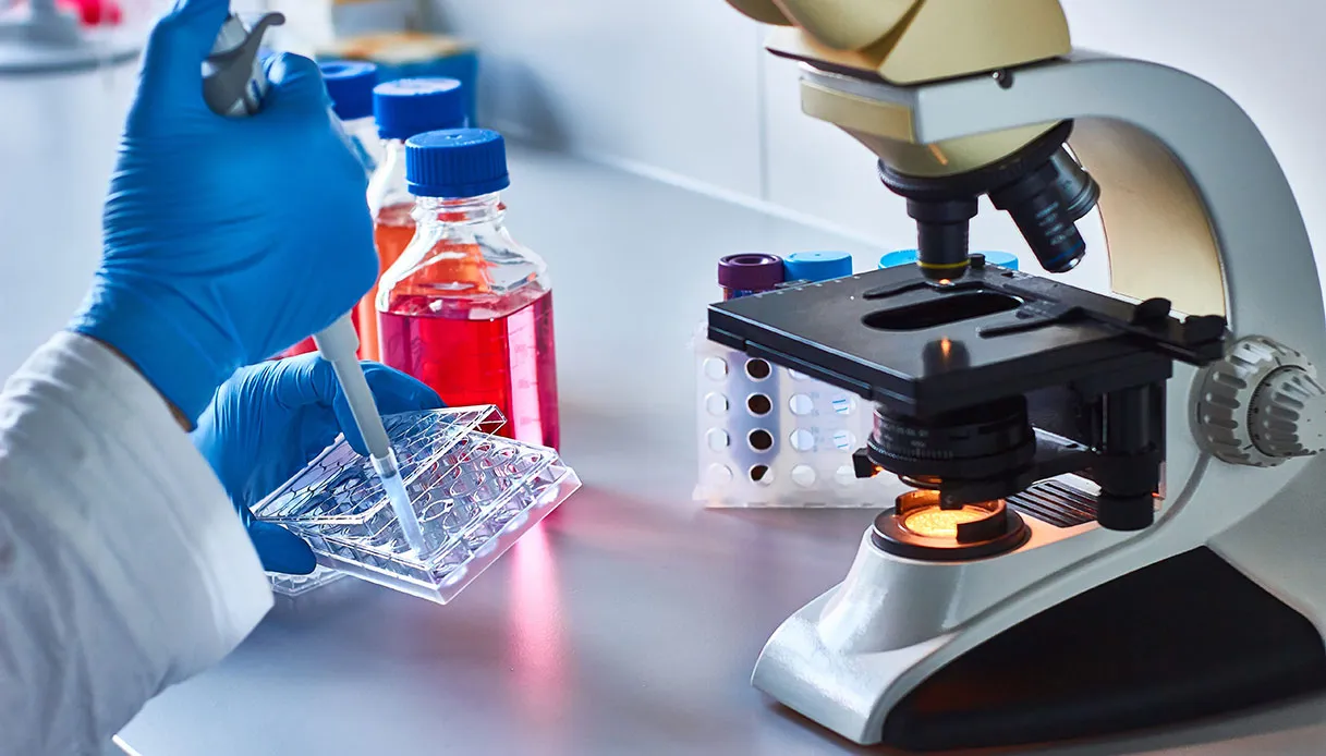 Tumori, avanza l’oncologia di precisione: la sfida è renderla accessibile a tutti
