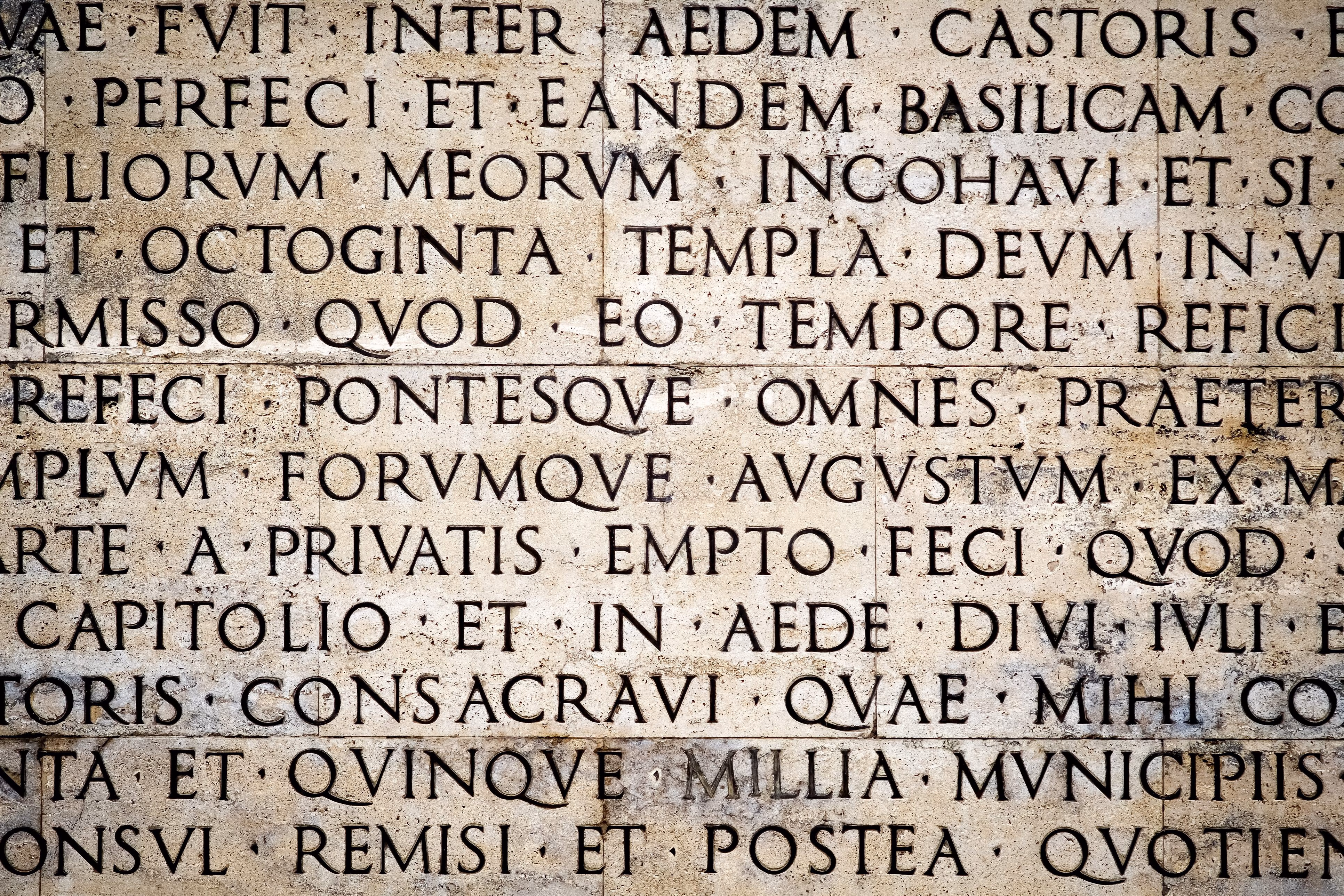 Latin returns to middle schools: what changes and what is the point of studying it in 2026