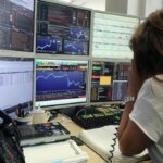 Spread ancora in calo a 114 punti base, rendimenti a 4,50% dopo l’asta dei Bot