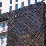 Frasers scommette su Burberry: perché l’esposizione al 7,42% può cambiare il lusso