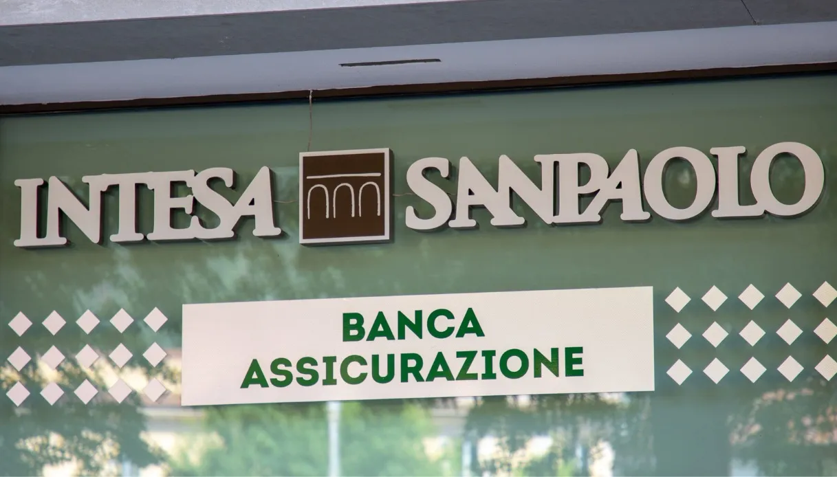 Intesa alza l’offerta su Mps a 31,4 miliardi e dà l’ultimatum: nessun accordo con Bpm
