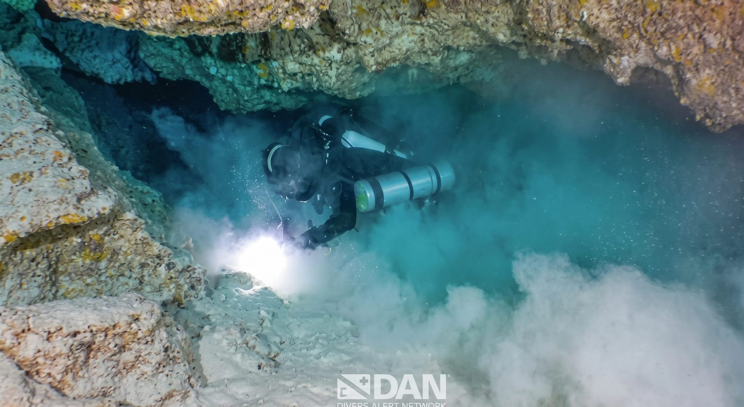 Italian divers dead in the Maldives, the cause is anoxia, lack of oxygen: the hypotheses are still open