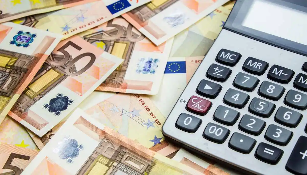 Prestiti alle imprese e mutui, meno si chiede più si paga: tassi fino al 9,56%