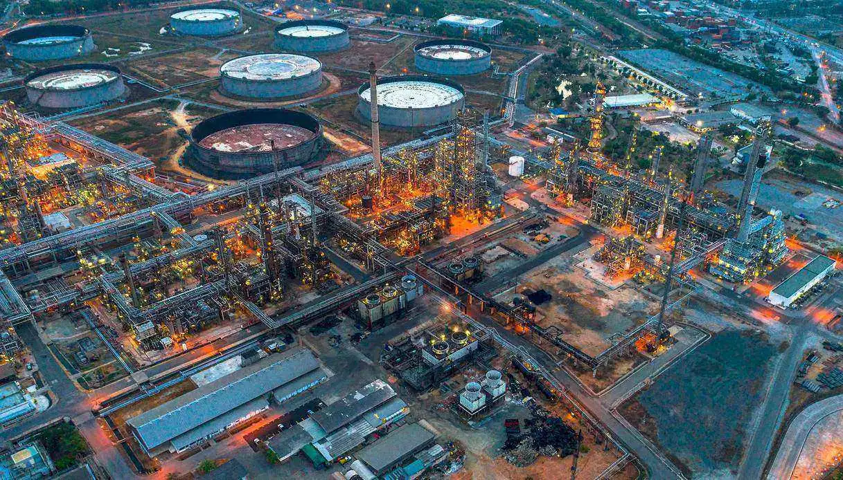 Petrolio, Rubio a Jamnagar: perché la raffineria di Ambani riguarda l’Italia